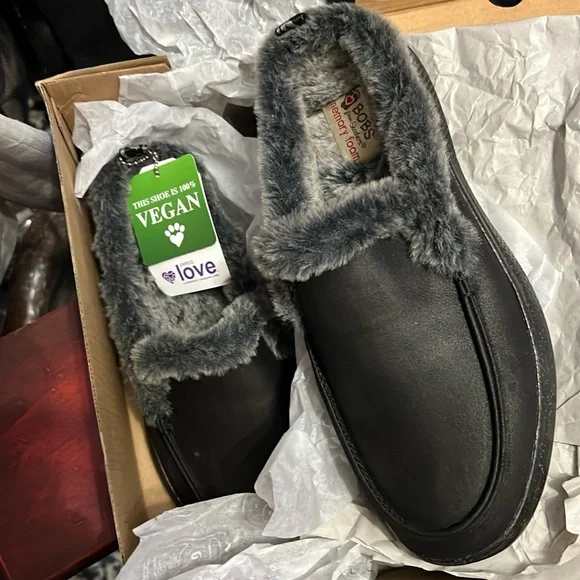 Woman Skechers Bobs Mountain Muse Fur Skipper Shoes 113791 Color Black Brand New - Picture 1 of 6